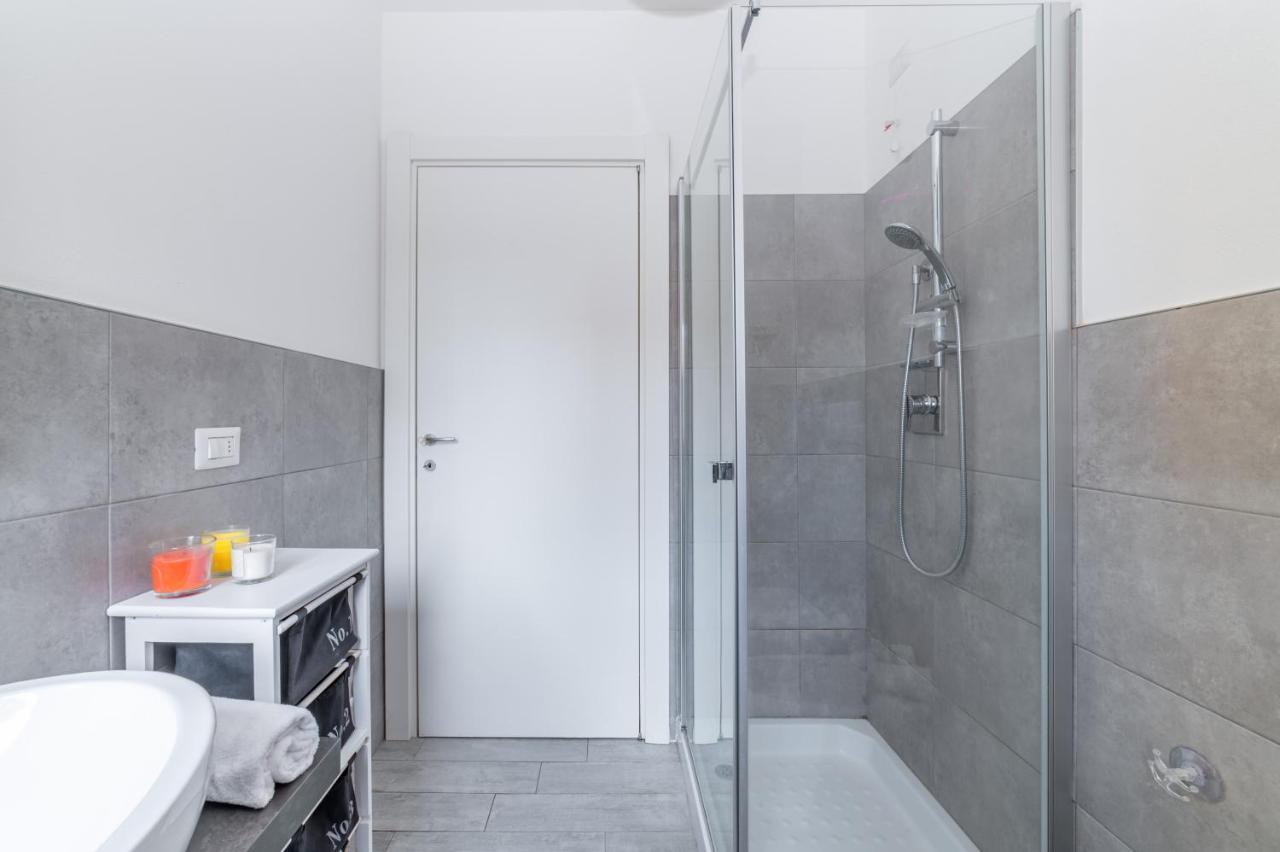Parma Residential Apartment Con Balcone Exterior foto