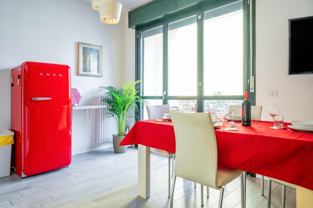 Parma Residential Apartment Con Balcone Exterior foto