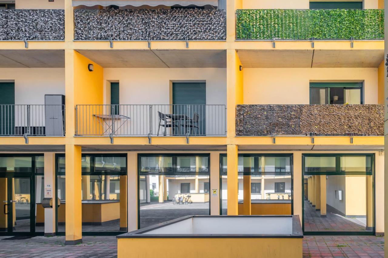 Parma Residential Apartment Con Balcone Exterior foto